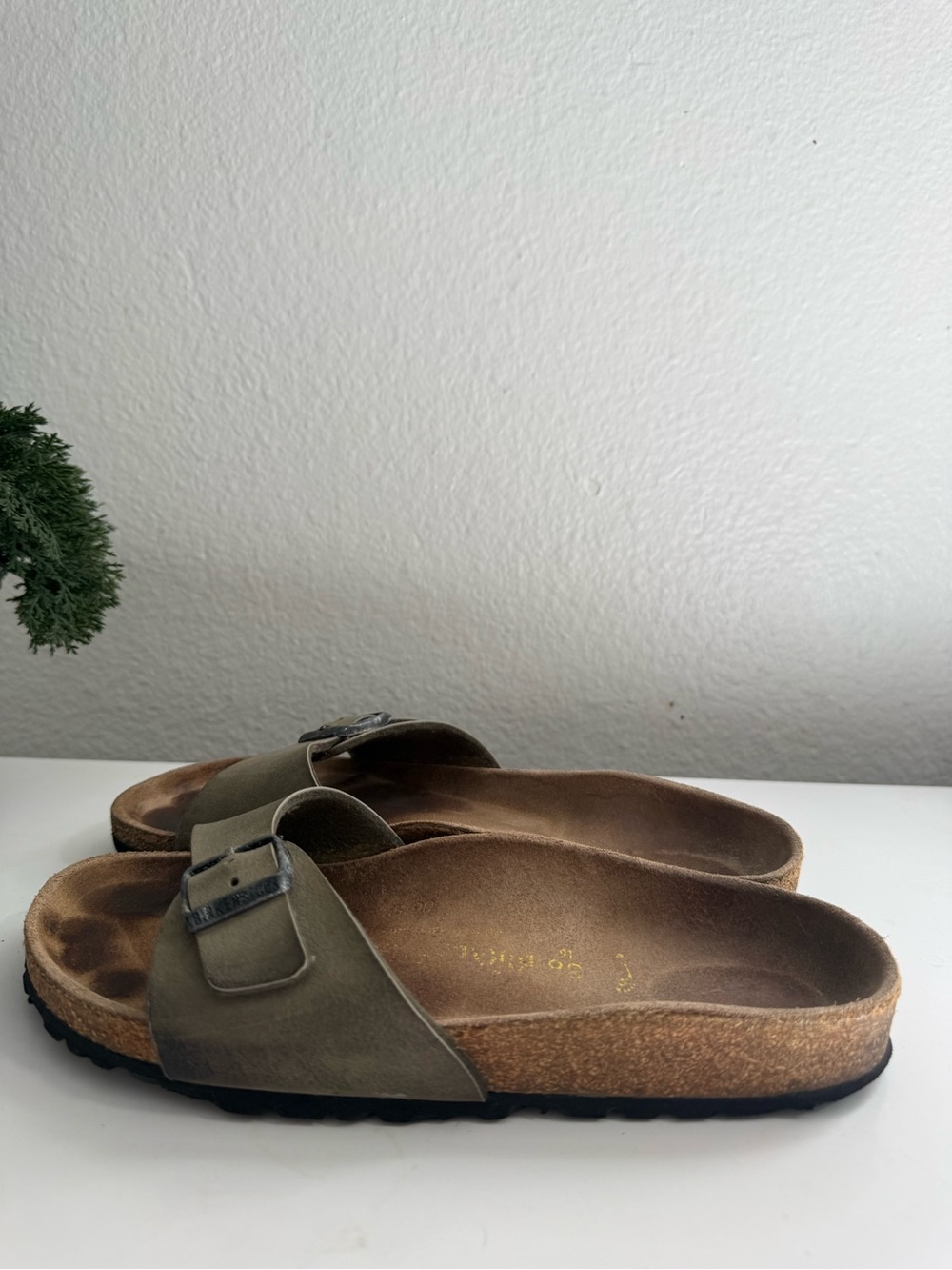 Birkenstock Madrid women size 5 Taupe Brown Cross Strap Sandals - Picture 5 of 9